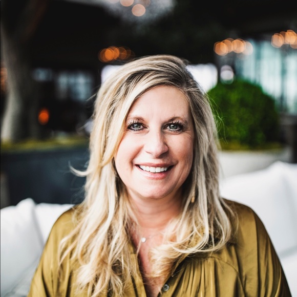 Meet your Posher, Candy - Picture 1 of 1